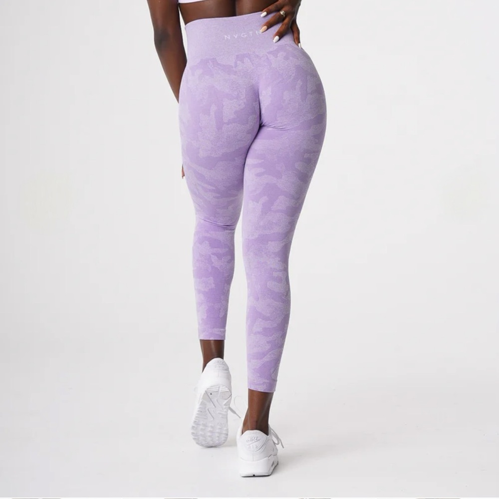 NEW NVGTN Lilac Camouflage Seamless Leggings - Picture 4 of 6